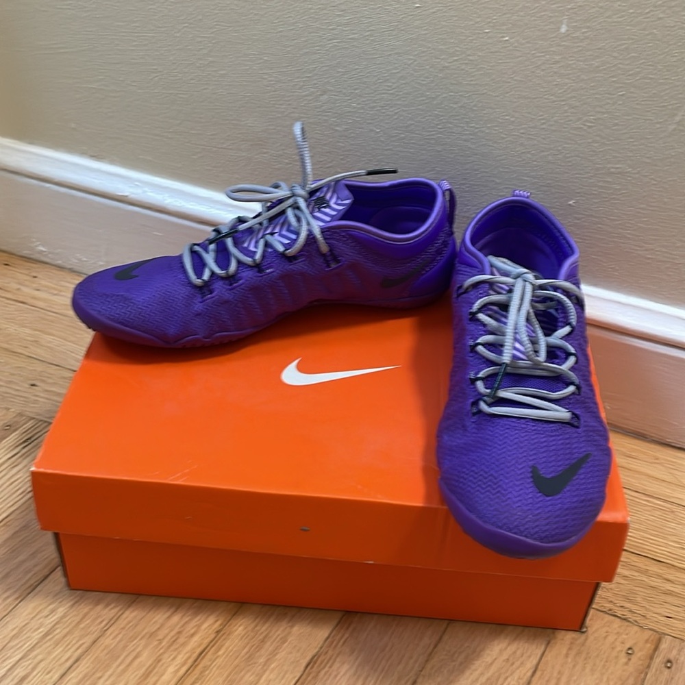 NIKE Women’s Free 1.0 Cross Bionic Training shoe